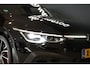 Volkswagen Golf 2.0 TSI GTI Clubsport 300PK + PANORAMADAK / IQ LIGHT / STUURVERWARMING / 19"