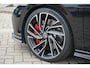 Volkswagen Golf 2.0 TSI GTI Clubsport 300PK + PANORAMADAK / IQ LIGHT / STUURVERWARMING / 19"