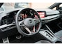 Volkswagen Golf 2.0 TSI GTI Clubsport 300PK + PANORAMADAK / IQ LIGHT / STUURVERWARMING / 19"