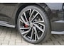 Volkswagen Golf 2.0 TSI GTI Clubsport 300PK + PANORAMADAK / IQ LIGHT / STUURVERWARMING / 19"