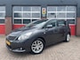 Toyota Verso 1.8 VVT-i Business Limited, Mindervalide Handrem + Extra gaspedaal links wegklapbaar. Panodak, Perfect onderhouden!
