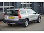 Volvo V70 Cross Country 2.4 T 200PK Leder/Cruise/PDC/Trekh.
