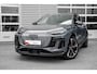 Audi Q6 e-tron Edition One Grey | Panoramadak | Luchtvering | Trekhaak | OLED | | Panoramadak | Luchtvering | Trekhaak | OLED |