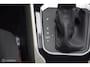 Volkswagen T-Roc 1.5 TSI Style Business Trekhaak Carplay Adaptive Cruise control
