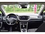 Volkswagen T-Roc 1.5 TSI Style Business Trekhaak Carplay Adaptive Cruise control