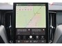 Volvo XC60 T6 Recharge AWD Plus Black Edition - Panorama/schuifdak - IntelliSafe Assist & Surround - 360º Camera - Harman/Kardon audio - Verwarmde voorstoelen, stuur & achterbank - Parkeersensoren voor & achter - Elektr. bedienb. voorstoelen met geheugen - Head up display - Draadloze tel. lader - Extra getint glas - Inklapbare trekhaak - 21' LMV