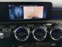 Mercedes-Benz A-klasse 180 Business Solution AMG | Panoramadak | Sfeerverlichting | Stoelverwarming |