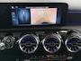 Mercedes-Benz A-klasse 180 Business Solution AMG | Panoramadak | Sfeerverlichting | Stoelverwarming |