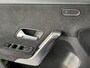 Mercedes-Benz A-klasse 180 Business Solution AMG | Panoramadak | Sfeerverlichting | Stoelverwarming |