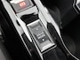 Peugeot 208 Allure Hybrid 110pk Automaat | Navigatie | Camera v+a | Climate Control | Adaptieve Cruise Control | Parkeersensoren v+a | Dodehoeksensor | Armsteun | Digitaal instrumentenpaneel | Draadloze Apple Carplay / Android Auto | DAB+ radio | Led koplampen | Donker getint glas | 16" lichtmetalen velgen |