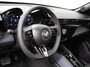 Alfa Romeo Junior Elettrica Automaat 156PK Adaptieve Cruise Control LMV 18 inch Full Led Matrix Parkeer sensoren Navigatie Apple Carplay / Android auto  Climate Control