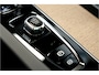 Volvo XC60 2.0 T8 AWD 335kW/456pk Aut8 Recharge Ultra Dark LUCHTVERING + BOWERS&WILKINS + PANORAMADAK + BLIS + HEAD-UP + PILOT ASSIST + V&A STOEL-&STUURVERWARMING + ADAPT.CRUISE + GOOGLE DASH&SERVICES + STOELVENTILATIE&-MASSAGE + 360 CAMERA + 22" LM-VELGEN!!