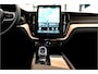 Volvo XC60 2.0 T8 AWD 335kW/456pk Aut8 Recharge Ultra Dark LUCHTVERING + BOWERS&WILKINS + PANORAMADAK + BLIS + HEAD-UP + PILOT ASSIST + V&A STOEL-&STUURVERWARMING + ADAPT.CRUISE + GOOGLE DASH&SERVICES + STOELVENTILATIE&-MASSAGE + 360 CAMERA + 22" LM-VELGEN!!