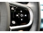 Volvo XC60 2.0 T8 AWD 335kW/456pk Aut8 Recharge Ultra Dark LUCHTVERING + BOWERS&WILKINS + PANORAMADAK + BLIS + HEAD-UP + PILOT ASSIST + V&A STOEL-&STUURVERWARMING + ADAPT.CRUISE + GOOGLE DASH&SERVICES + STOELVENTILATIE&-MASSAGE + 360 CAMERA + 22" LM-VELGEN!!