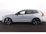 Volvo XC60 T8 Recharge AWD Ultra Black Edition Exec - Luchtvering - Panorama/schuifdak - IntelliSafe Assist & Surround - 360º Camera - Bowers & Wilkins audio - Adaptieve LED koplampen - Verwarmde voorstoelen, stuur & achterbank - Parkeersensoren voor & achter - Elektr. bedienb. voorstoelen met geheugen - Head up display - Draadloze tel. lader - Extra getint glas - Inklapbare trekhaak - 22' LMV