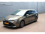 Toyota Corolla Touring Sports 2.0 Hybrid Business Plus O.a: ACC, Clima, Carplay, Stoelverw, Camera, Etc. All-in prijs!