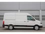 Volkswagen Crafter 35 2.0 TDI 177pk AUT L3H3 Exclusive | LED Koplampen | Adaptive Cruise | Inrichting + Oprijplaat | Navigatie | App Connect | Achteruitrijcamera | Trekhaak