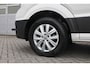 Volkswagen Crafter 35 2.0 TDI 177pk AUT L3H3 Exclusive | LED Koplampen | Adaptive Cruise | Inrichting + Oprijplaat | Navigatie | App Connect | Achteruitrijcamera | Trekhaak