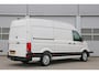 Volkswagen Crafter 35 2.0 TDI 177pk AUT L3H3 Exclusive | LED Koplampen | Adaptive Cruise | Inrichting + Oprijplaat | Navigatie | App Connect | Achteruitrijcamera | Trekhaak