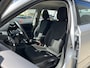 Skoda Kamiq 1.0 TSI Ambition / Digitaal dashboard / Navigatie / App connect / Parkeersensoren achter / Trekhaak /