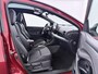 Toyota Yaris 1.5 Hybrid Executive Bi-Tone | Navigatie | JBL | Panoramadak | Head-up | BLS | PDC | Stuur-Stoelverwarming |