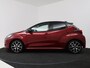 Toyota Yaris 1.5 Hybrid Executive Bi-Tone | Navigatie | JBL | Panoramadak | Head-up | BLS | PDC | Stuur-Stoelverwarming |