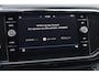 Volkswagen T-Cross 1.0 TSI Style R-Line achteruitrijcamera digitalcockpit 18" LMV spiegel pakket lendesteun LED verlichting pdc voor en achter navigatie stoelverwarming ACC multifunctioneel stuurwiel side assist dodehoek sensor