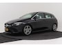 Mercedes-Benz B-klasse 180 Business Solution AMG-Line | Org NL | Stoelverwarming | Breed Navi | Digital Cockpit |
