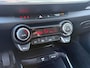 Kia Stonic 1.0 T-GDi MHEV DynamicLine Stoelverwarming | Navi | Camera | Carplay | Cruise Control | Trekhaak | Climate | Fabrieksgarantie
