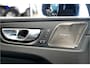 Volvo XC60 2.0 T8 AWD 335kW/456pk Aut8 Plug-in hybrid Plus Dark HARMAN/KARDON + 360 CAMERA + BLIS + LANE ASSIST + STOELVERWARMING V&A + STUURVERWARMING + ADAPT.CRUISE + PILOT ASSIST + LED MET GLA + PD-GLASS + KEYLESS ENTRY&GO + PARKSENSOREN V&A + 19" LM-VELGEN!!