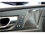 Volvo XC60 2.0 T8 AWD 335kW/456pk Aut8 Plug-in hybrid Plus Dark HARMAN/KARDON + 360 CAMERA + BLIS + LANE ASSIST + STOELVERWARMING V&A + STUURVERWARMING + ADAPT.CRUISE + PILOT ASSIST + LED MET GLA + PD-GLASS + KEYLESS ENTRY&GO + PARKSENSOREN V&A + 19" LM-VELGEN!!