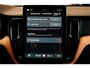 Volvo XC60 2.0 T8 AWD 335kW/456pk Aut8 Plug-in hybrid Plus Dark HARMAN/KARDON + 360 CAMERA + BLIS + LANE ASSIST + STOELVERWARMING V&A + STUURVERWARMING + ADAPT.CRUISE + PILOT ASSIST + LED MET GLA + PD-GLASS + KEYLESS ENTRY&GO + PARKSENSOREN V&A + 19" LM-VELGEN!!