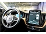 Volvo XC60 2.0 T8 AWD 335kW/456pk Aut8 Plug-in hybrid Plus Dark HARMAN/KARDON + 360 CAMERA + BLIS + LANE ASSIST + STOELVERWARMING V&A + STUURVERWARMING + ADAPT.CRUISE + PILOT ASSIST + LED MET GLA + PD-GLASS + KEYLESS ENTRY&GO + PARKSENSOREN V&A + 19" LM-VELGEN!!
