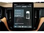 Volvo XC60 2.0 T8 AWD 335kW/456pk Aut8 Plug-in hybrid Plus Dark HARMAN/KARDON + 360 CAMERA + BLIS + LANE ASSIST + STOELVERWARMING V&A + STUURVERWARMING + ADAPT.CRUISE + PILOT ASSIST + LED MET GLA + PD-GLASS + KEYLESS ENTRY&GO + PARKSENSOREN V&A + 19" LM-VELGEN!!
