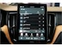 Volvo XC60 2.0 T8 AWD 335kW/456pk Aut8 Plug-in hybrid Plus Dark HARMAN/KARDON + 360 CAMERA + BLIS + LANE ASSIST + STOELVERWARMING V&A + STUURVERWARMING + ADAPT.CRUISE + PILOT ASSIST + LED MET GLA + PD-GLASS + KEYLESS ENTRY&GO + PARKSENSOREN V&A + 19" LM-VELGEN!!