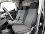 Citroën Berlingo XL 1.5 BlueHDi 130pk Automaat | 3-Zits | Navigatie | Achteruitrijcamera | Climate Control | Cruise Control | Parkeersensoren v+a | Keyless | Winterpakket | Dodehoeksensor | Led koplampen | Apple Carplay / Android Auto | Bluetooth | DAB+ radio | Automatisch dimlicht | Regensensor | Trekhaak | 16" lichtmetalen velgen |
