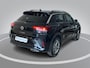 Volkswagen T-Roc 1.5TSI/150PK R-Line DSG · Trekhaak · Navigatie · Camera + Parkeersensoren · Stoelverwarming · Apple/Android Car Play · Garantie t/m 17-04-2027