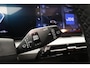 BMW iX1 xDrive30 Launch Edition 67 kWh | PANO | Camera | SoH 94,4 % | Sportstoelen | Matrix LED |