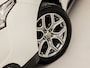 Mitsubishi Outlander 2.0 PHEV Deluxe 203Pk Automaat (SCHUIFDAK, NAVIGATIE, CAMERA, LEDER, ELEK SPORTSTOELEN, STOELVERWARMING, KEYLESS, TREKHAAK, ELEK ACHTERKLEP, GETINT GLAS, NIEUWSTAAT)
