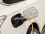 Mitsubishi Outlander 2.0 PHEV Deluxe 203Pk Automaat (SCHUIFDAK, NAVIGATIE, CAMERA, LEDER, ELEK SPORTSTOELEN, STOELVERWARMING, KEYLESS, TREKHAAK, ELEK ACHTERKLEP, GETINT GLAS, NIEUWSTAAT)