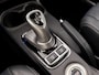 Mitsubishi Outlander 2.0 PHEV Deluxe 203Pk Automaat (SCHUIFDAK, NAVIGATIE, CAMERA, LEDER, ELEK SPORTSTOELEN, STOELVERWARMING, KEYLESS, TREKHAAK, ELEK ACHTERKLEP, GETINT GLAS, NIEUWSTAAT)