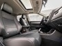 Mitsubishi Outlander 2.0 PHEV Deluxe 203Pk Automaat (SCHUIFDAK, NAVIGATIE, CAMERA, LEDER, ELEK SPORTSTOELEN, STOELVERWARMING, KEYLESS, TREKHAAK, ELEK ACHTERKLEP, GETINT GLAS, NIEUWSTAAT)