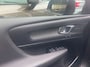 Volvo XC40 P8 AWD R DESIGN Lm velgen|Panoramadak| Harmon Kardon Audio|Lederen bekleding|