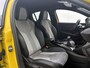 Peugeot 208 1.2 100pk GT Pack | Navigatie | Adaptieve Cruise Control | Camera | Climate Control | Dodehoekdetectie | Stoelverwarming | 17"LMV | Keyless Entry/Start |
