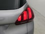 Peugeot 2008 1.2 110pk Allure Automaat | 1ste Eigenaar | Trekhaak | Navigatie | Climate Control | Cruise Control | 16"LMV | Parkeersensoren |