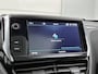 Peugeot 2008 1.2 110pk Allure Automaat | 1ste Eigenaar | Trekhaak | Navigatie | Climate Control | Cruise Control | 16"LMV | Parkeersensoren |