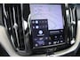 Volvo XC60 2.0 B5 AWD Inscription *Eerste eigenaar, dealer onderhouden* Adaptieve Cruise Control met Pilot Assist | Elektrische voorstoelen met geheugen | Lederen Bekleding | Verwarmbare voorstoelen + Stuurwiel | Alarmklasse III | Semi-elektrische trekhaak | Park Assist voor + Achter | Parkeercamera achter | 19" Lichtmetalen wielen