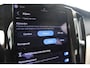 Volvo XC60 2.0 B5 AWD Inscription *Eerste eigenaar, dealer onderhouden* Adaptieve Cruise Control met Pilot Assist | Elektrische voorstoelen met geheugen | Lederen Bekleding | Verwarmbare voorstoelen + Stuurwiel | Alarmklasse III | Semi-elektrische trekhaak | Park Assist voor + Achter | Parkeercamera achter | 19" Lichtmetalen wielen