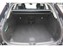 Volvo XC60 2.0 B5 AWD Inscription *Eerste eigenaar, dealer onderhouden* Adaptieve Cruise Control met Pilot Assist | Elektrische voorstoelen met geheugen | Lederen Bekleding | Verwarmbare voorstoelen + Stuurwiel | Alarmklasse III | Semi-elektrische trekhaak | Park Assist voor + Achter | Parkeercamera achter | 19" Lichtmetalen wielen