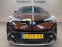 Toyota C-HR / C-HR+ 1.8 Hybrid BI-Tone Plus JBL Leder Led Clima Navi Cruise Carplay Incl 12Mnd Garantie